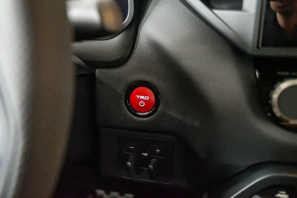 Thumbnail: 2026 Toyota Tundra - 33