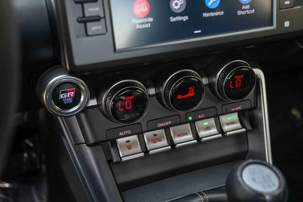 Thumbnail: 2024 Toyota GR86 - 25