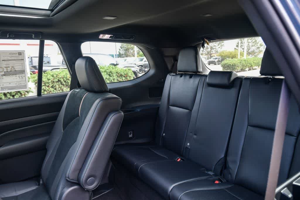 Thumbnail: 2026 Toyota Grand Highlander - 20