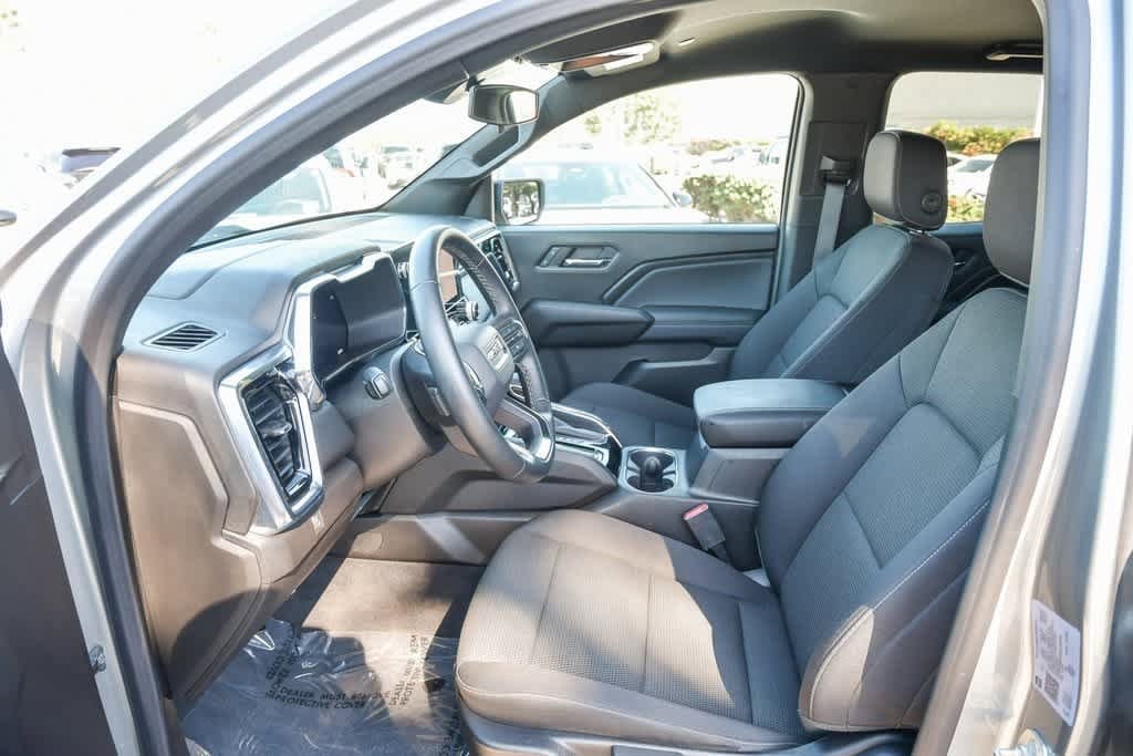 Thumbnail: 2024 GMC Canyon - 18