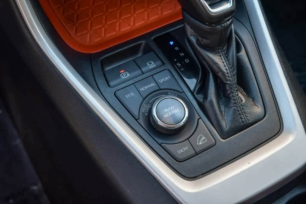 2021 Toyota RAV4 Adventure 23