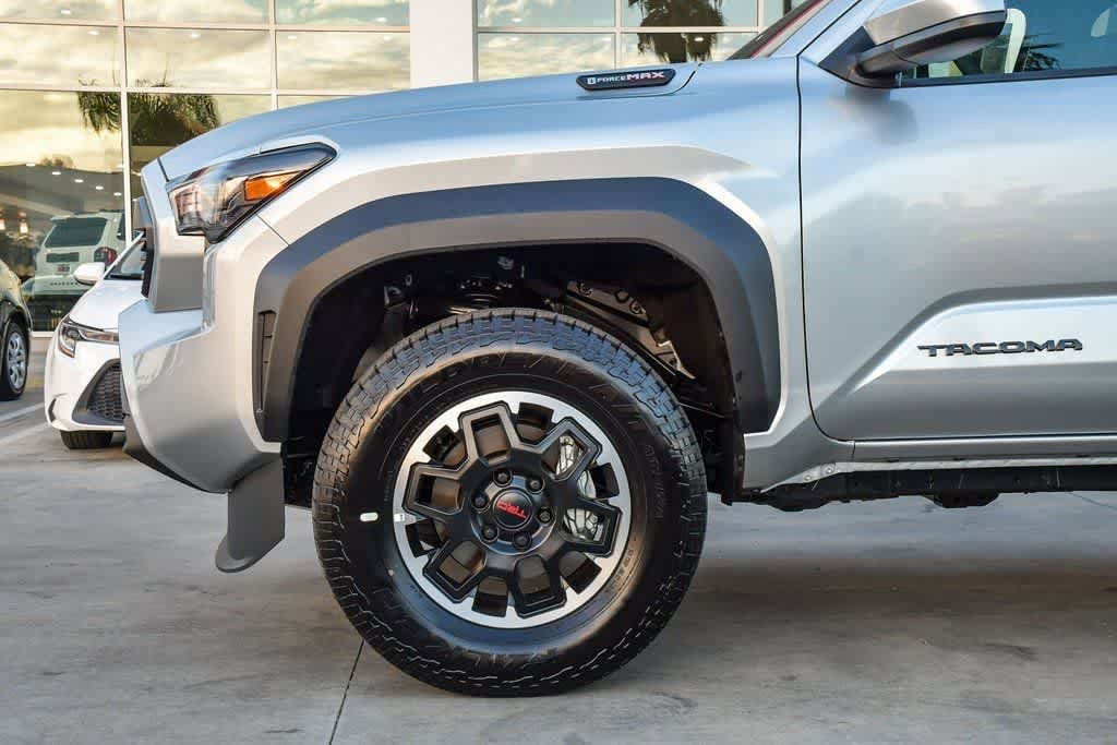 2025 Toyota Tacoma TRD Off Road - Photo 11