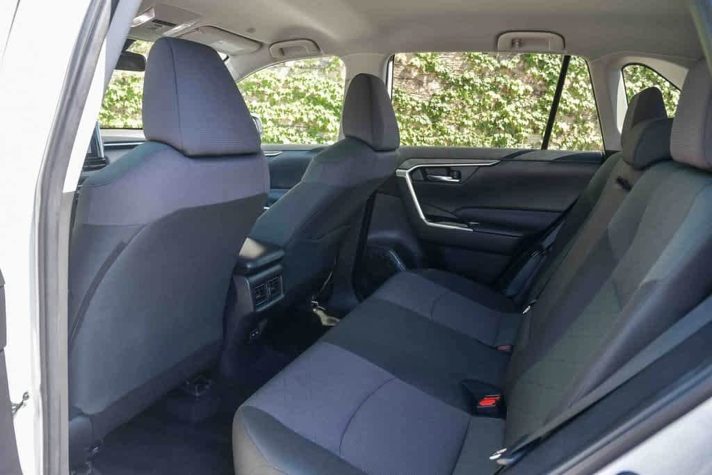 Thumbnail: 2024 Toyota RAV4 - 18