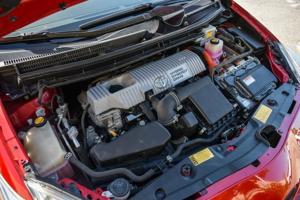 Thumbnail: 2013 Toyota Prius - 29