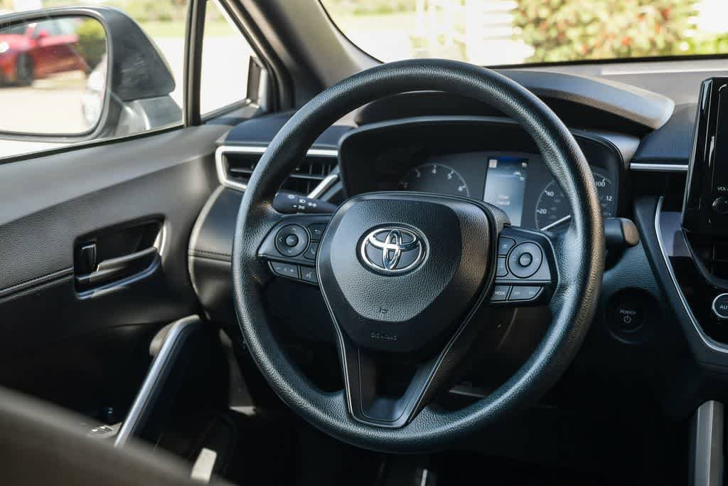 Thumbnail: 2025 Toyota Corolla Cross - 11