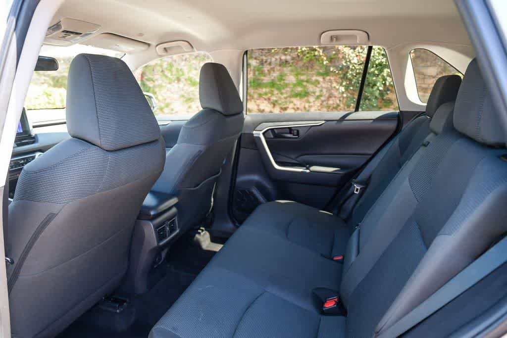 Thumbnail: 2023 Toyota RAV4 - 18