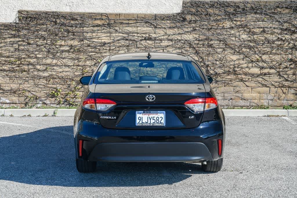 2024 Toyota Corolla LE photo 3