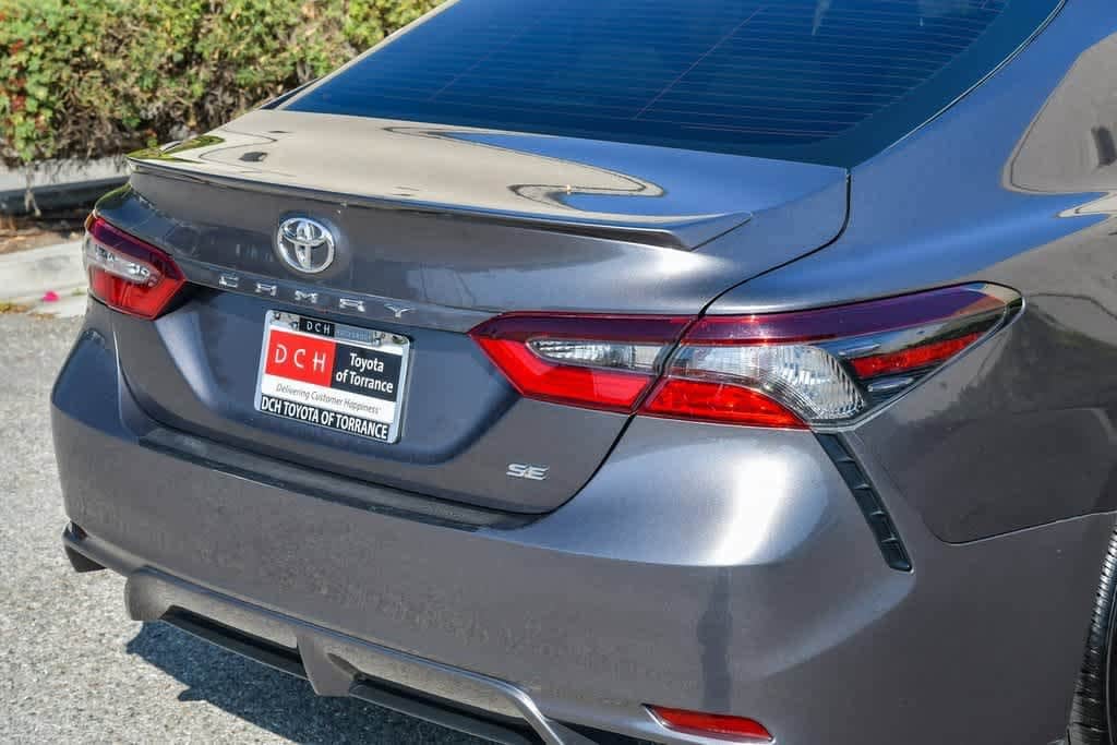 Thumbnail: 2023 Toyota Camry - 9