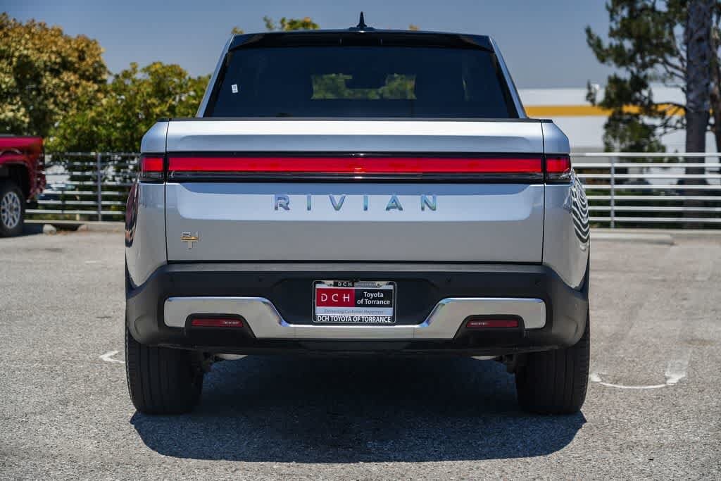 Thumbnail: 2023 Rivian R1T - 7