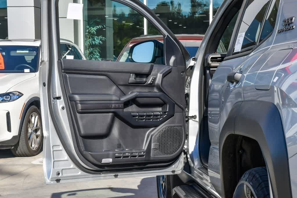 Thumbnail: 2026 Toyota 4Runner - 26