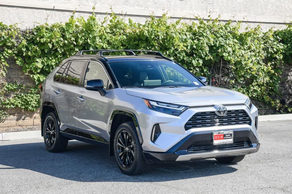 Thumbnail: 2025 Toyota RAV4 - 3
