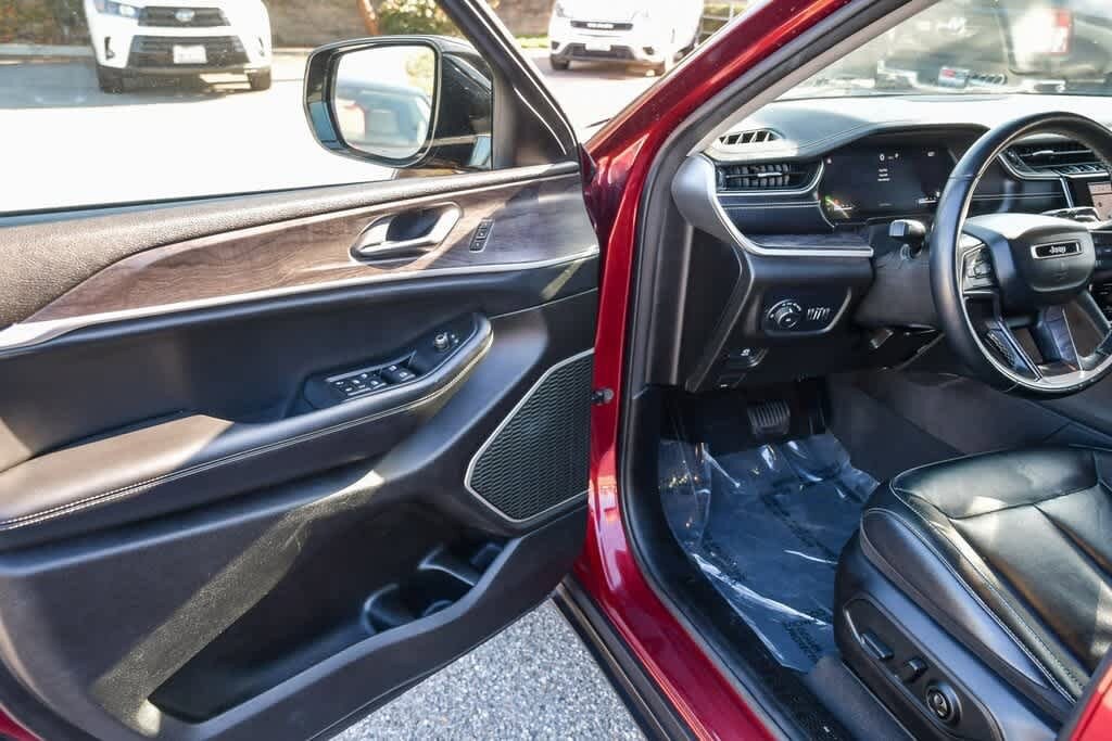 Thumbnail: 2022 Jeep Grand Cherokee L - 23