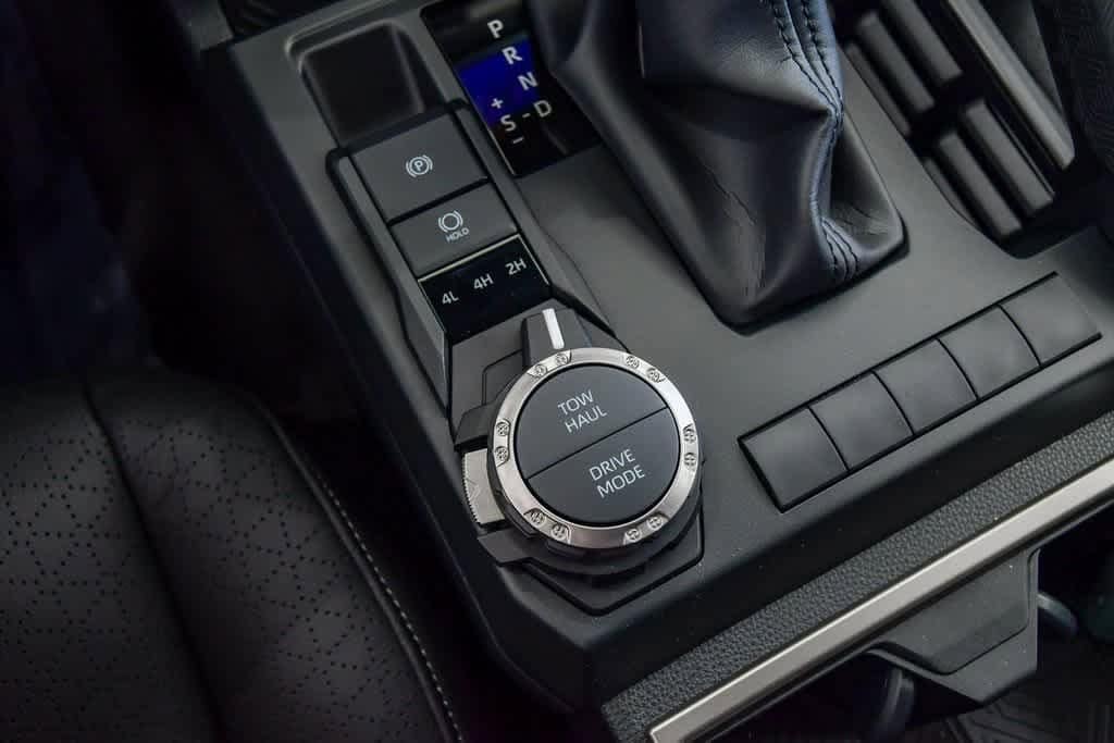 Thumbnail: 2025 Toyota 4Runner - 26