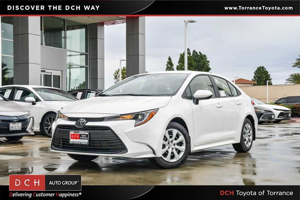 2026 Toyota Corolla LE's photo