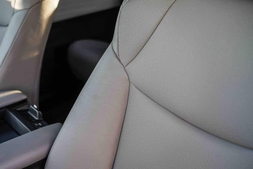 Thumbnail: 2026 Toyota Sienna - 26