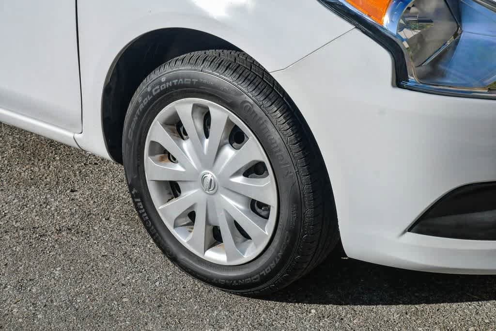 Thumbnail: 2019 Nissan Versa - 12