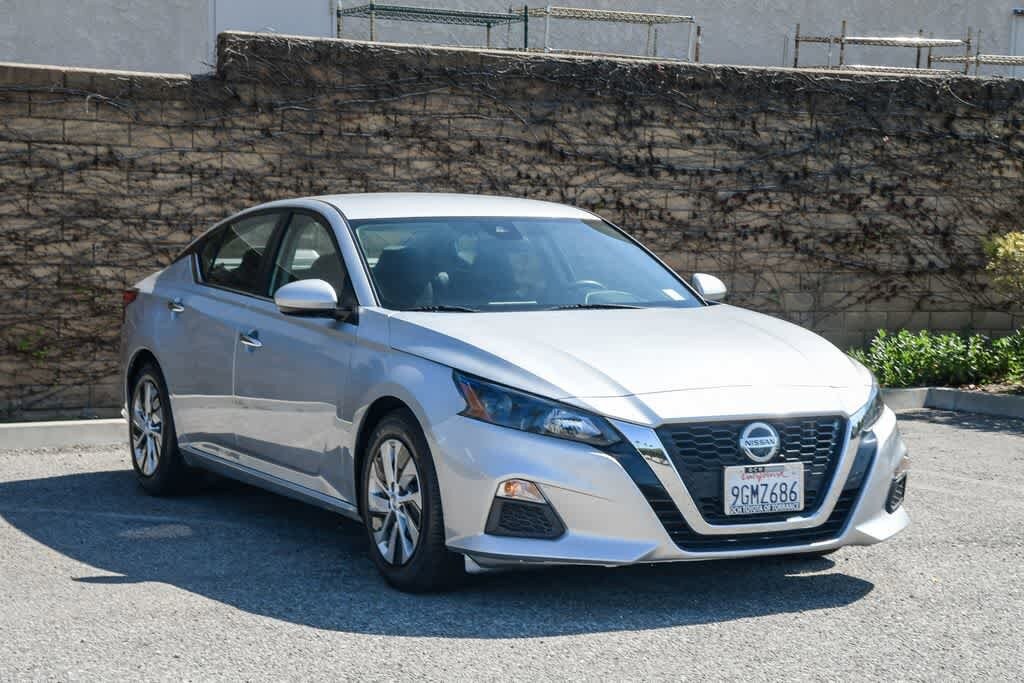 2022 Nissan Altima 2.5 S photo 2