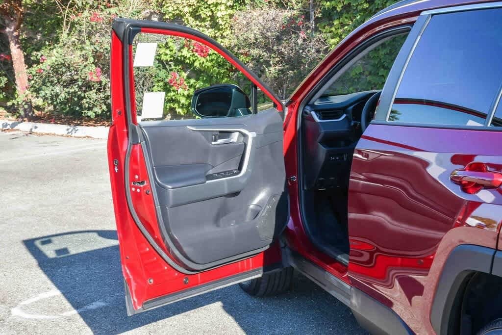 Thumbnail: 2023 Toyota RAV4 - 19