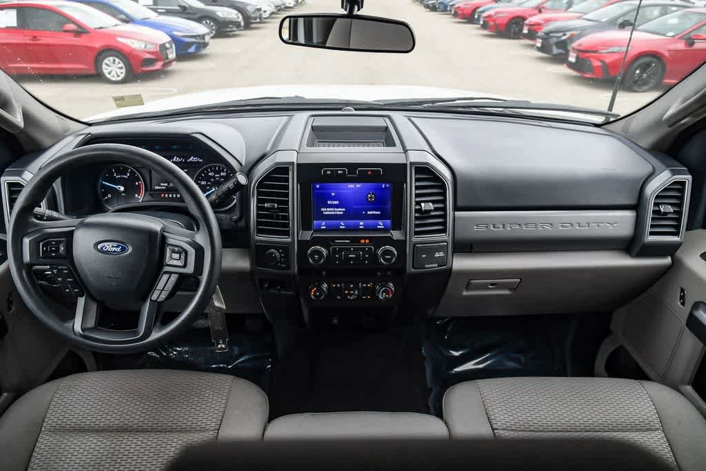 Thumbnail: 2022 Ford Econoline - 15