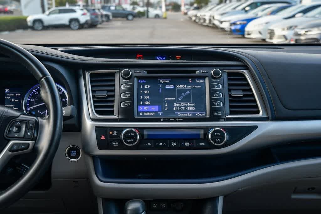 Thumbnail: 2019 Toyota Highlander - 13