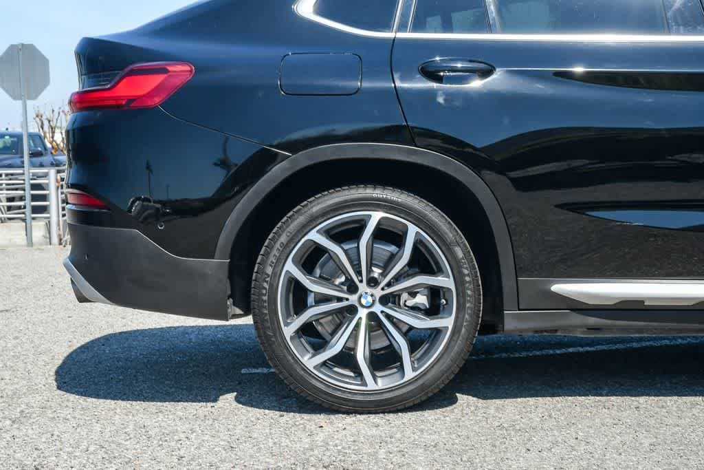 Thumbnail: 2021 BMW X4 - 10