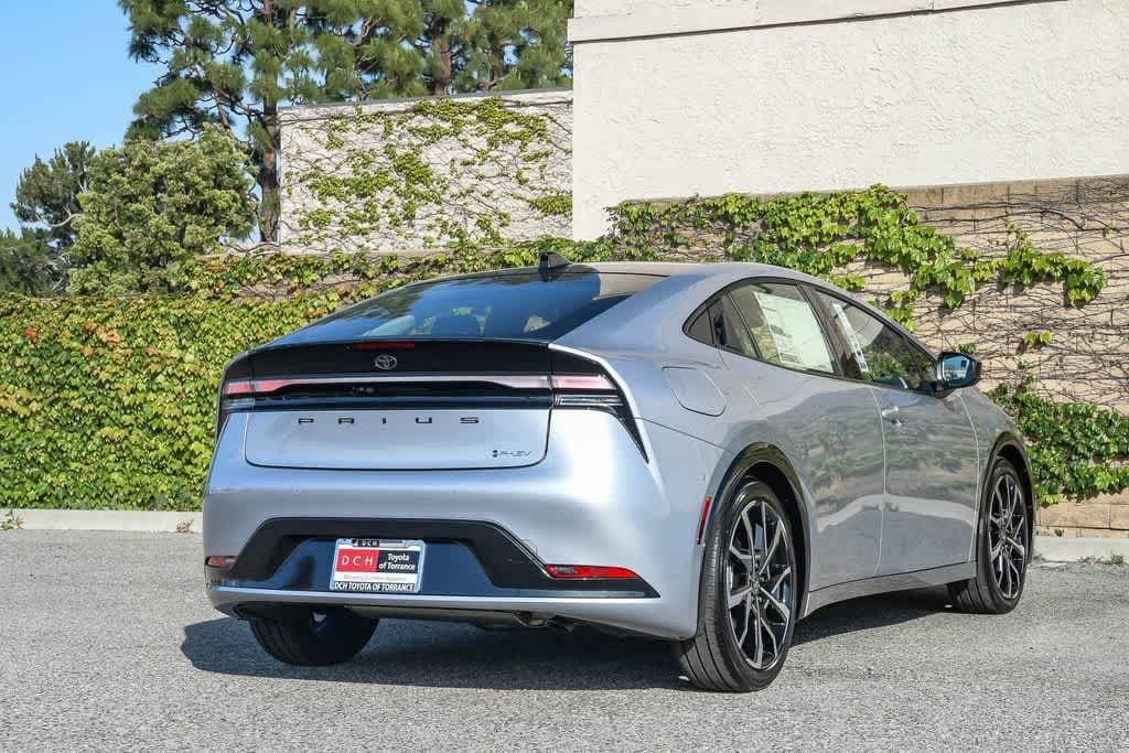 Thumbnail: 2026 Toyota Prius - 6