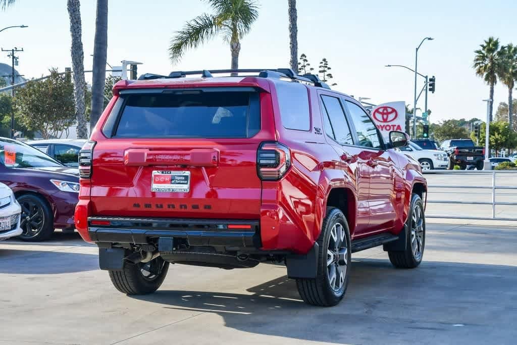 Thumbnail: 2025 Toyota 4Runner - 7