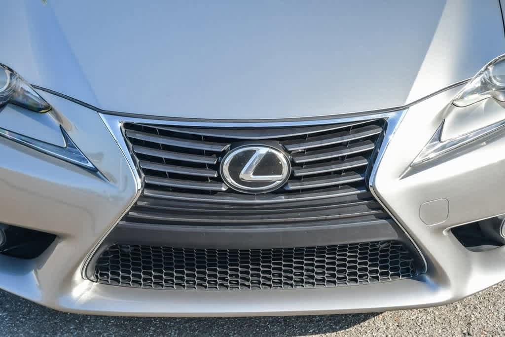 Thumbnail: 2016 Lexus IS - 5