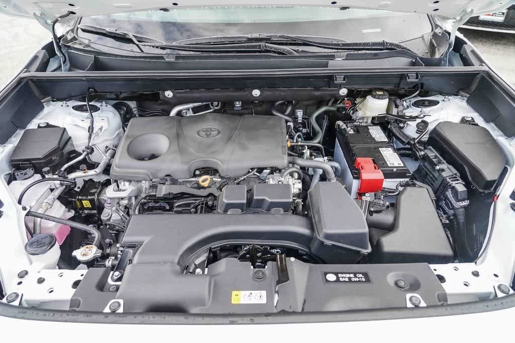 Thumbnail: 2025 Toyota RAV4 - 28