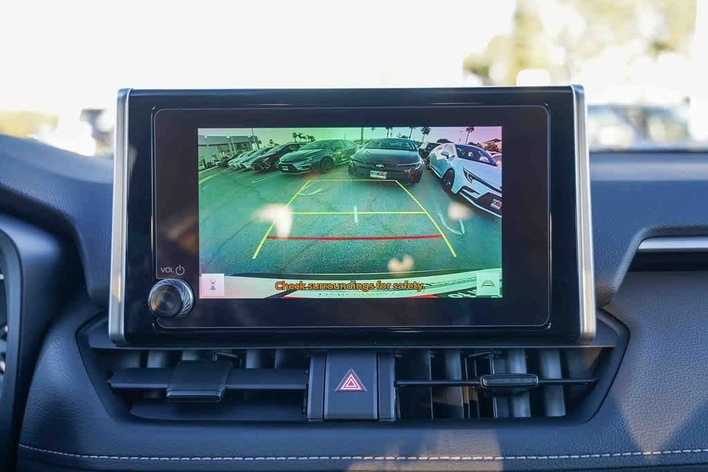 Thumbnail: 2025 Toyota RAV4 - 24