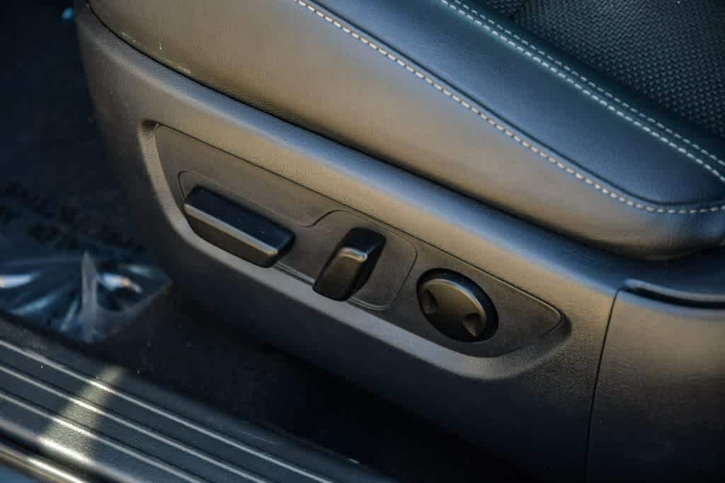 Thumbnail: 2023 Mazda CX-50 - 20