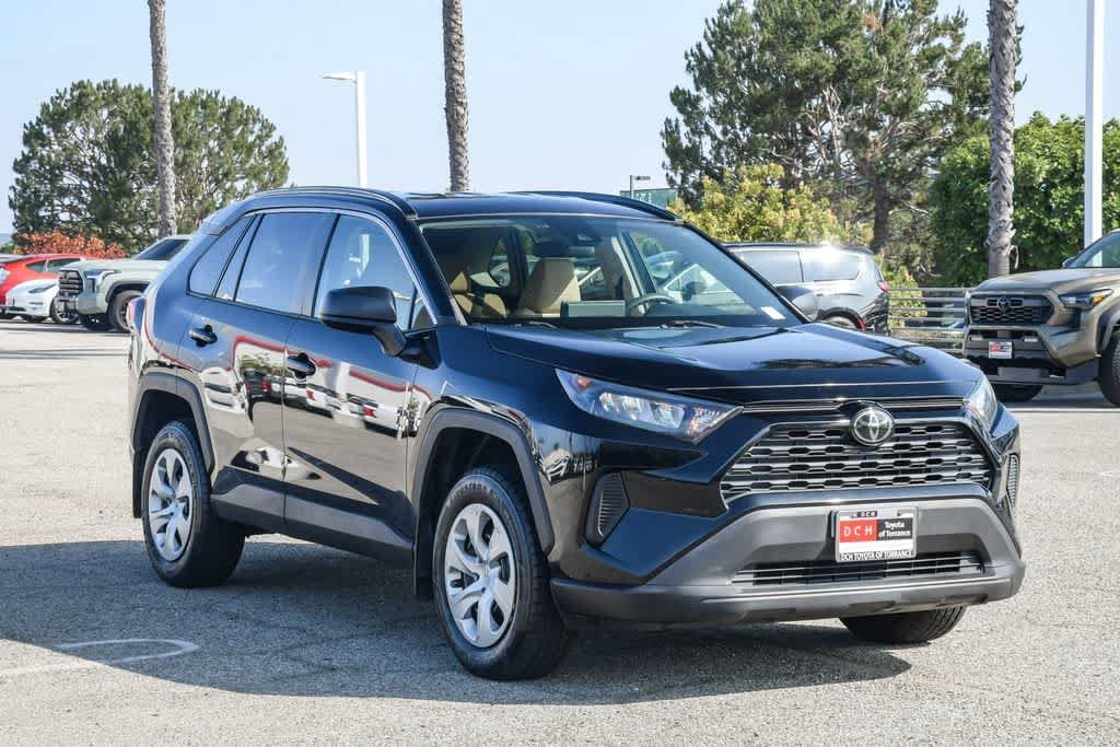 Thumbnail: 2019 Toyota RAV4 - 3