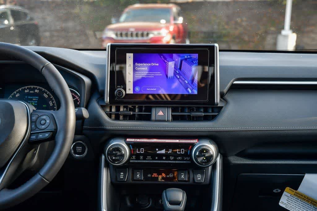 Thumbnail: 2025 Toyota RAV4 - 12