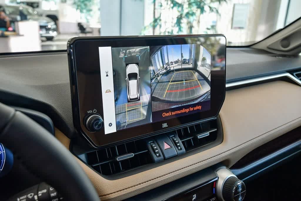 Thumbnail: 2025 Toyota RAV4 - 27