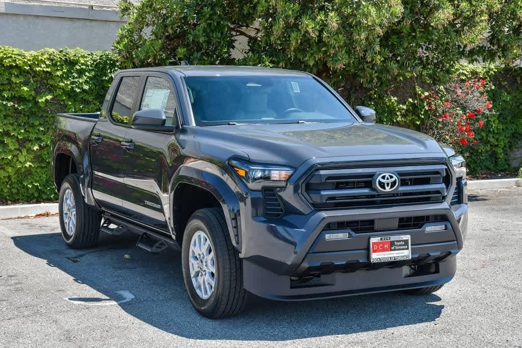 Thumbnail: 2025 Toyota Tacoma - 3