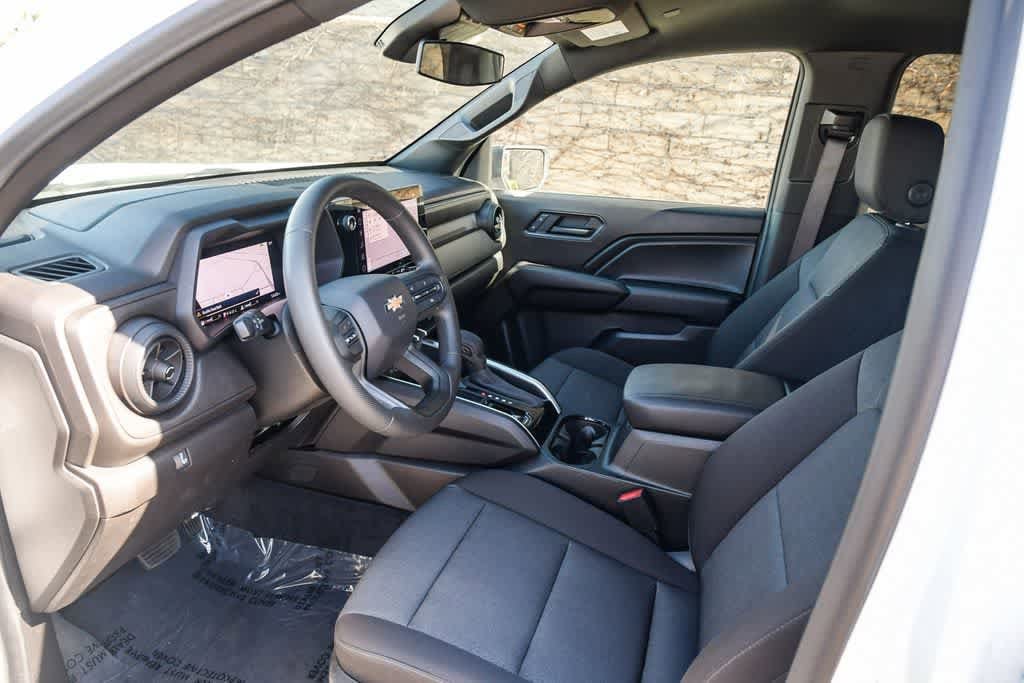 Thumbnail: 2025 Chevrolet Colorado - 14