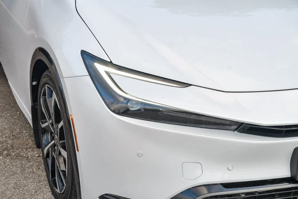 2023 Toyota Prius Prime XSE photo 4