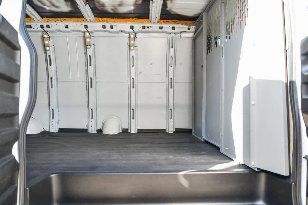 Thumbnail: 2019 GMC Savana - 19