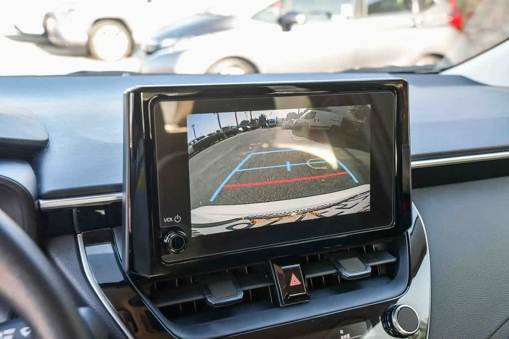 Thumbnail: 2025 Toyota Corolla - 25