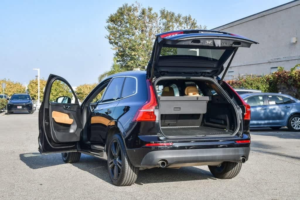 Thumbnail: 2019 Volvo XC60 - 26
