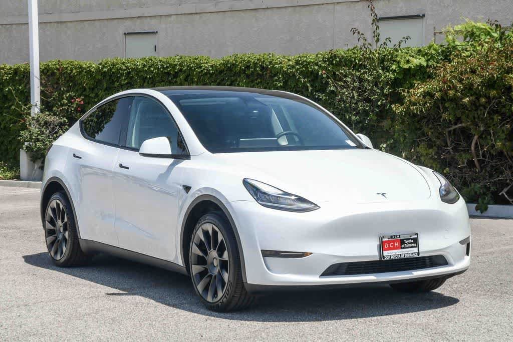 2022 Tesla Model Y Long Range photo 3