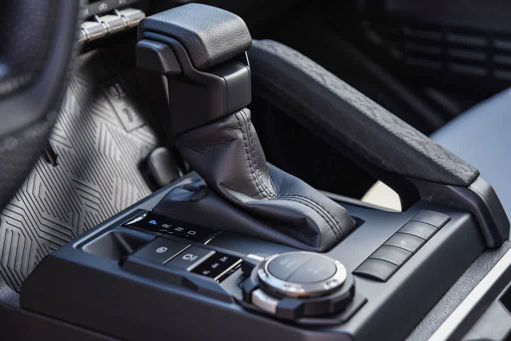 2026 Toyota Tacoma SR5 - Photo 20