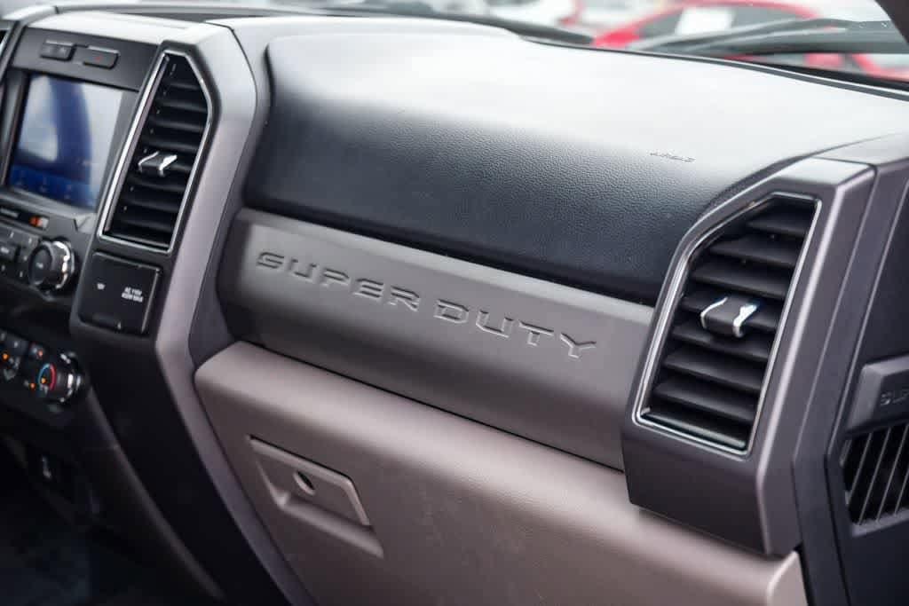 Thumbnail: 2022 Ford Econoline - 16