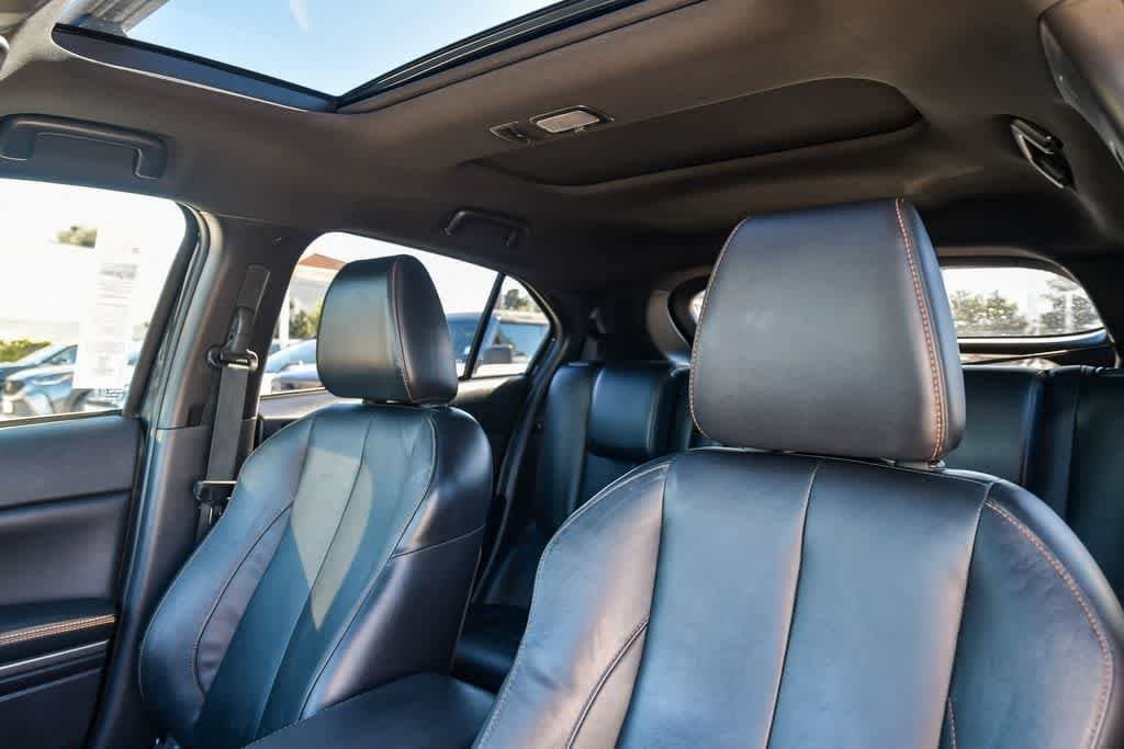 Thumbnail: 2020 Mitsubishi Eclipse Cross - 19