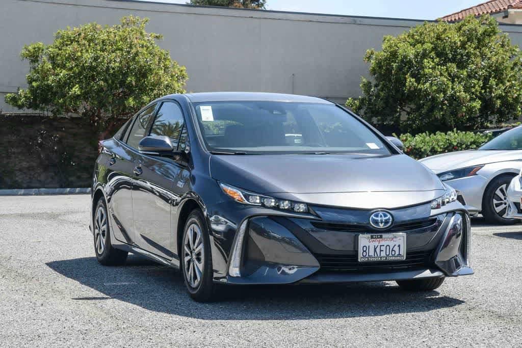 Thumbnail: 2019 Toyota Prius Prime - 3