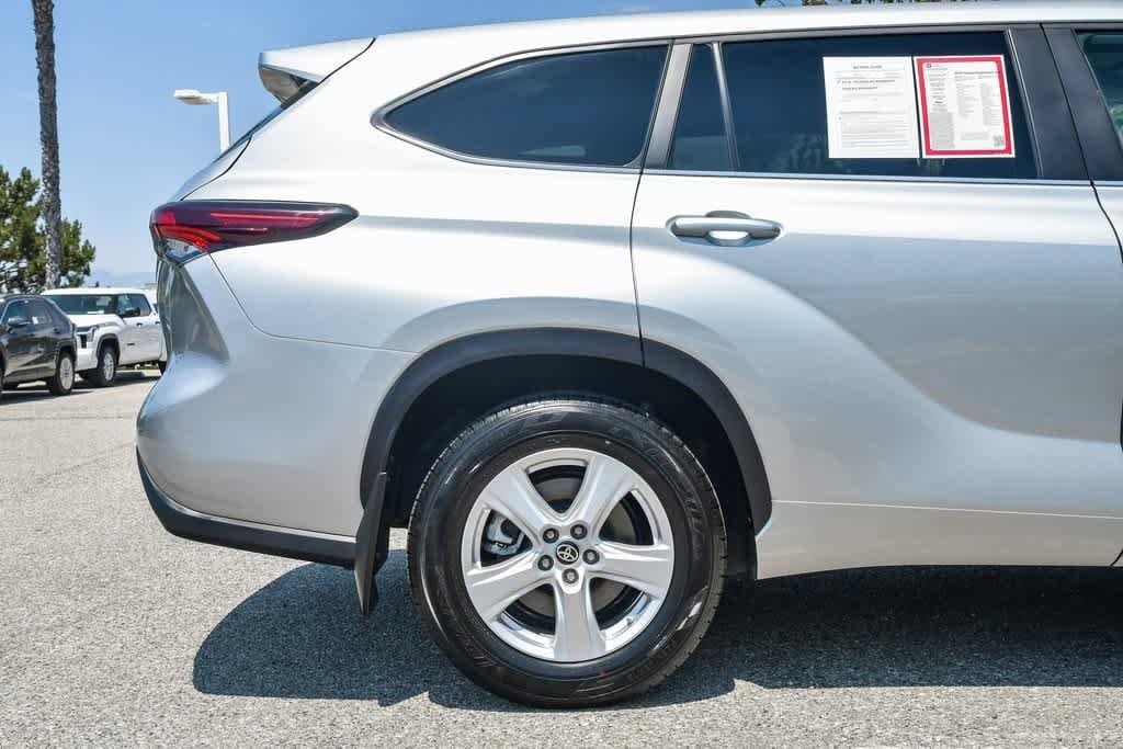 Thumbnail: 2024 Toyota Highlander - 10