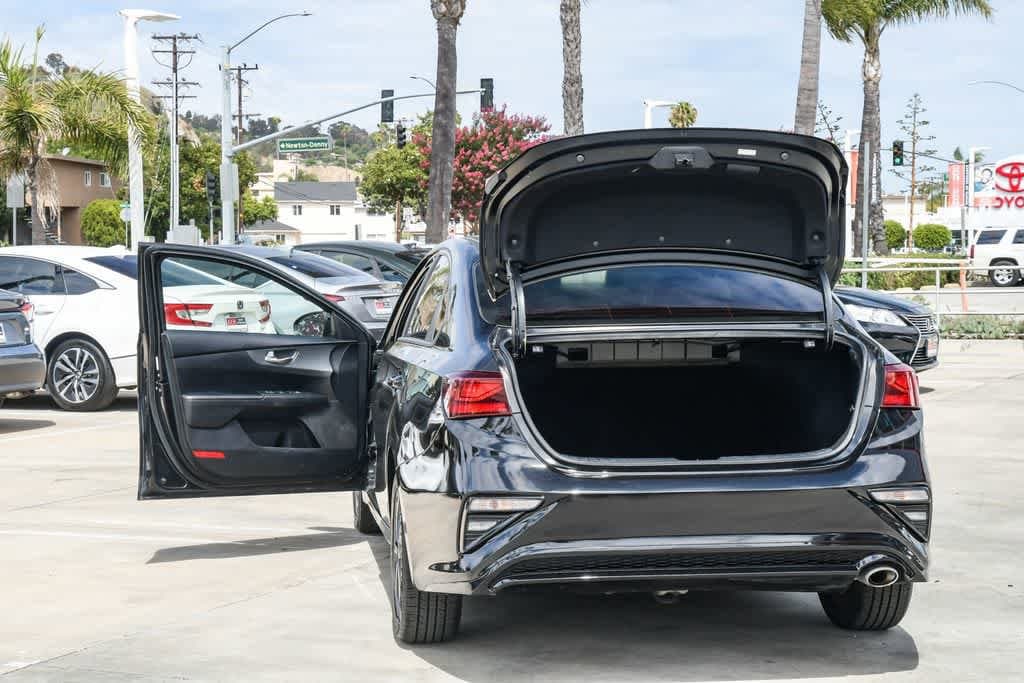 Thumbnail: 2019 Kia Forte - 26