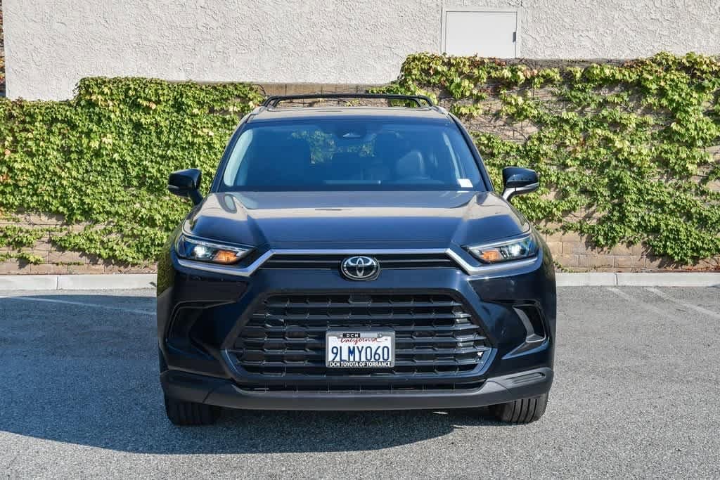 Thumbnail: 2024 Toyota Grand Highlander - 2