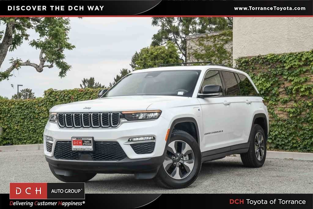2022 Jeep Grand Cherokee 4xe 4x4's photo
