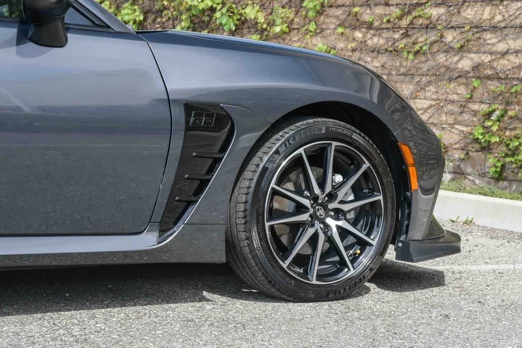 Thumbnail: 2024 Toyota GR86 - 12